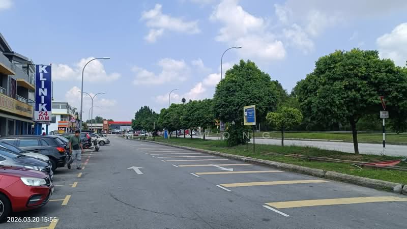Kedai / Pejabat untuk Disewa di Saujana Utama (Selangor) - May Wong - Exterior - PropertyGuru.com.my