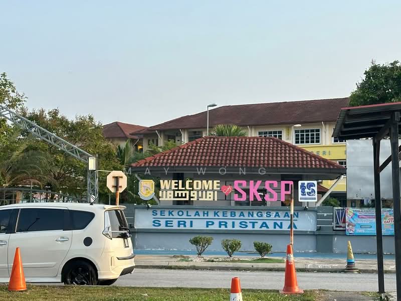 Kedai / Pejabat untuk Disewa di Saujana Utama (Selangor) - May Wong - Exterior - PropertyGuru.com.my