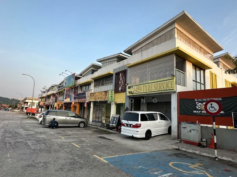 Kedai / Pejabat untuk Disewa di Saujana Utama (Selangor) - May Wong - Exterior - PropertyGuru.com.my