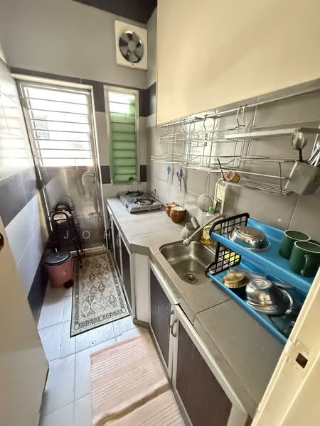 2-storey Terraced House for Rent in Setia Tropika (Johor Bahru) - John Pharn - Kitchen - PropertyGuru.com.my
