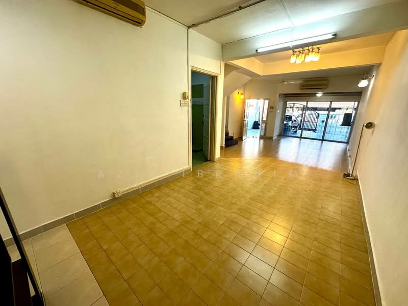 2-storey Terraced House for Sale in Taman TAR (Tun Abdul Razak) (Ampang) - Azli Ibrahim - Interior - PropertyGuru.com.my