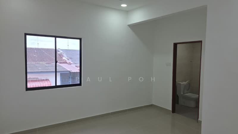 2-storey Terraced House for Sale in Kota Tinggi (Johor) - Paul Poh - Bathroom - PropertyGuru.com.my