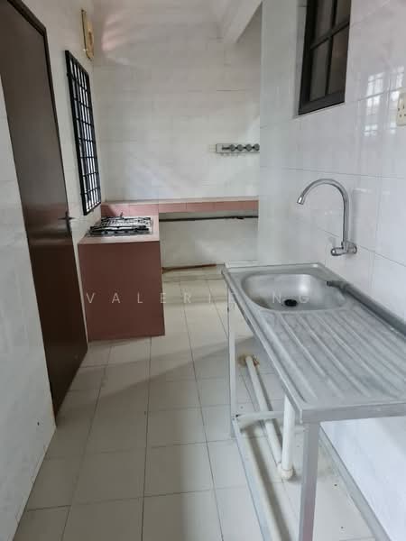 Terraced House for Rent in Bandar Sungai Long (Selangor) - Valerie Ng - Kitchen - PropertyGuru.com.my