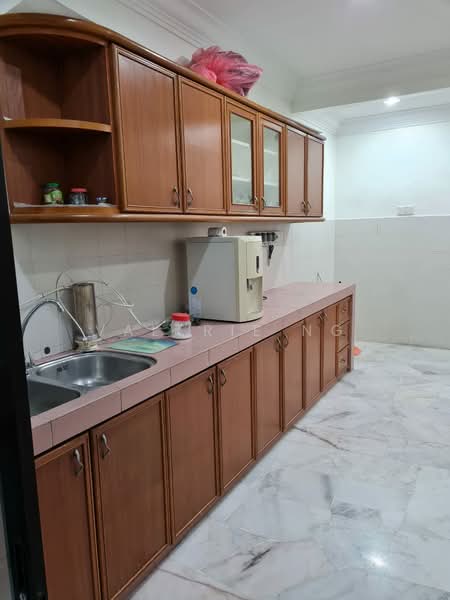 Terraced House for Rent in Bandar Sungai Long (Selangor) - Valerie Ng - Kitchen - PropertyGuru.com.my