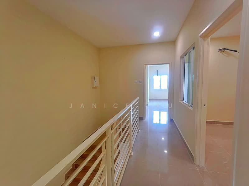 2-storey Terraced House for Sale in Bandar Baru Sri Petaling (Sri Petaling) - Janice Lau - Corridor - PropertyGuru.com.my