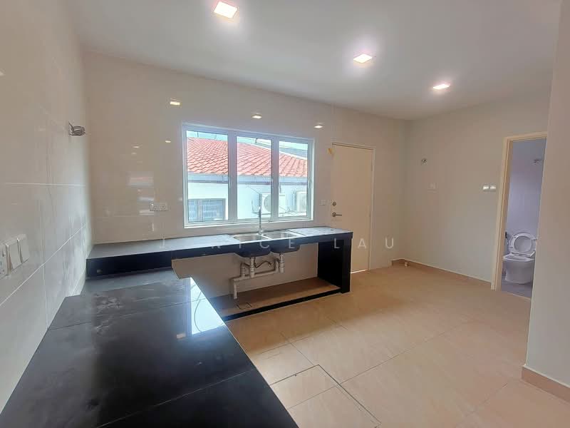 2-storey Terraced House for Sale in Bandar Baru Sri Petaling (Sri Petaling) - Janice Lau - Kitchen - PropertyGuru.com.my