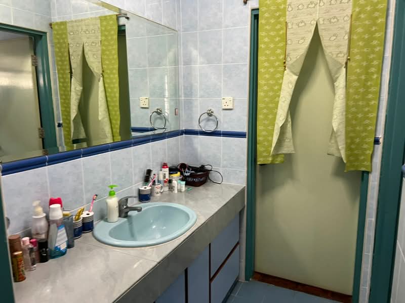 Bungalow for Sale in Taman Overseas Union (Taman Oug) (Jalan Klang Lama (Old Klang Road)) - LOW WK - Bathroom - PropertyGuru.com.my