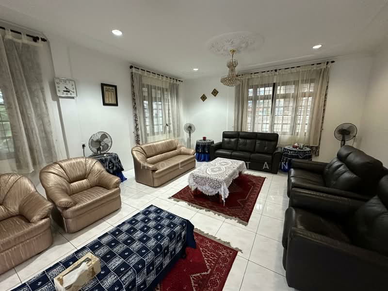 Bungalow for Sale in Kuching (Sarawak) - Nicholas Tan - Living Room - PropertyGuru.com.my