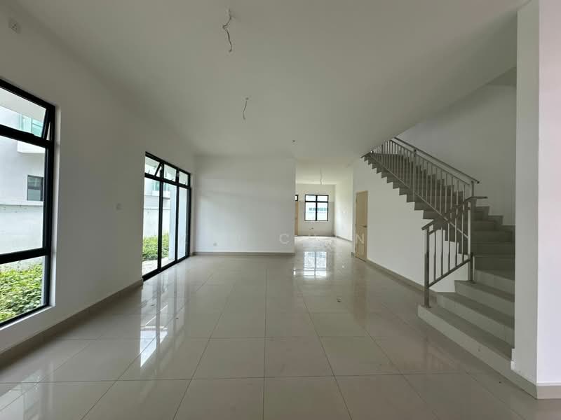 Semi-Detached House for Sale in Austin (Johor Bahru) - Kuu Chin - Living Room - PropertyGuru.com.my