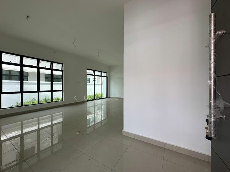 Semi-Detached House for Sale in Austin (Johor Bahru) - Kuu Chin - PropertyGuru.com.my