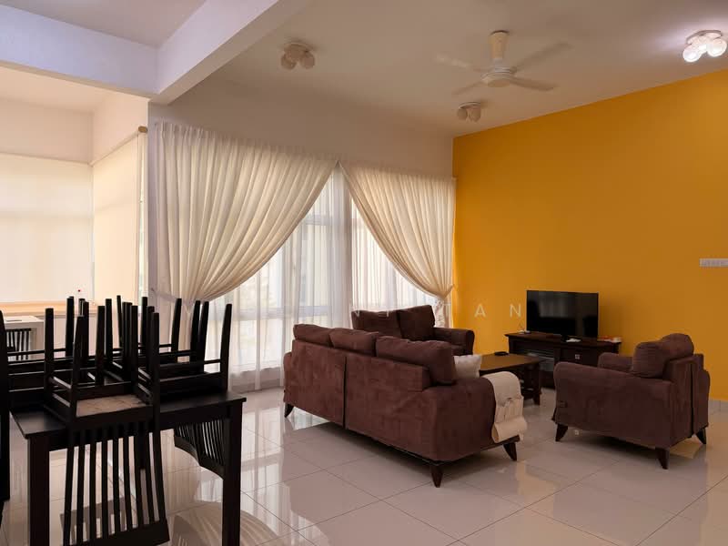 Ferringhi Residence untuk Untuk Disewa - RM 2,000 /bulan, Mac 2026 - Living Room - PropertyGuru.com.my