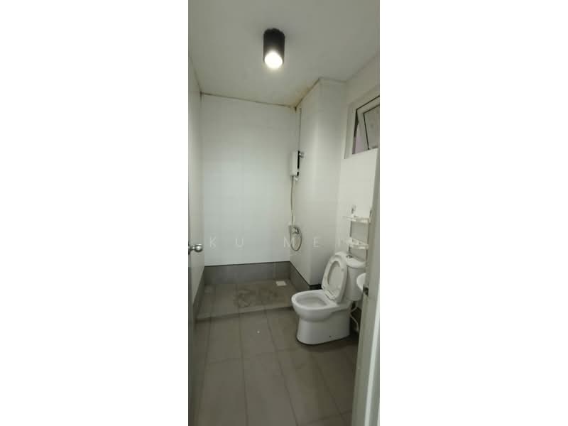 Service Residence for Rent at Seasons Amara Larkin - Ku Mei - Bathroom - PropertyGuru.com.my