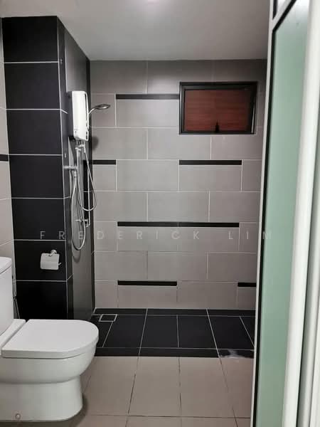 Condominium for Rent at The Z Residence - Frederick Lim - Bathroom - PropertyGuru.com.my
