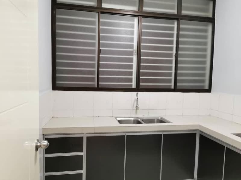 Condominium for Rent at The Z Residence - Frederick Lim - Kitchen - PropertyGuru.com.my