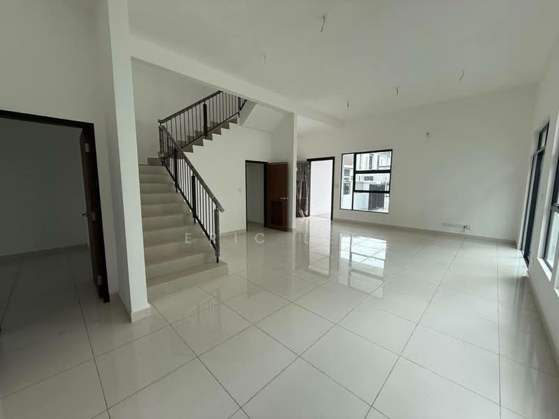 Cluster House for Sale in Johor Bahru (Johor) - Eric Lee - Living Room - PropertyGuru.com.my