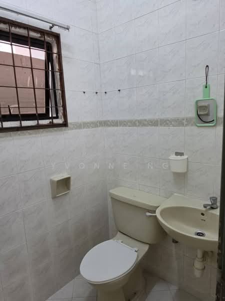 For Rent - Taman Daya