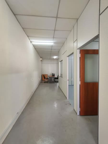 Shop / Office for Rent in Taman Bukit Dahlia (Pasir Gudang) - Joyce Gan - Corridor - PropertyGuru.com.my