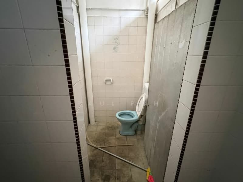 Tun Aminah untuk Untuk Disewa - RM 5,000 /bulan, Mac 2026 - Bathroom - PropertyGuru.com.my
