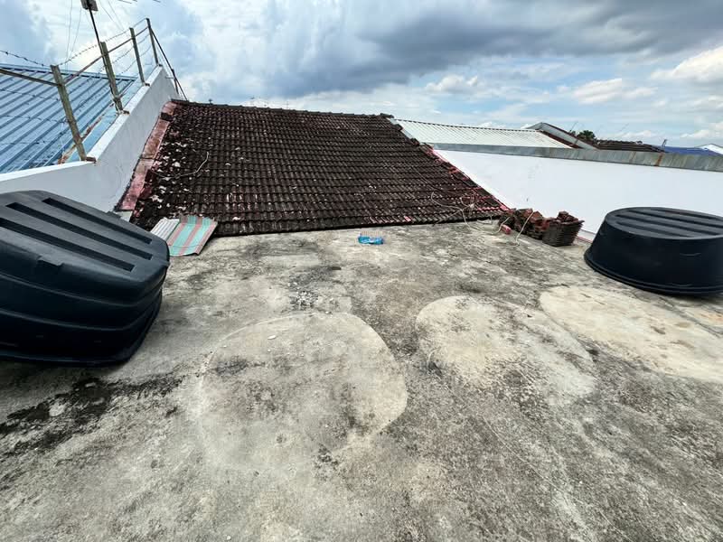 Tun Aminah untuk Untuk Disewa - RM 5,000 /bulan, Mac 2026 - Roof - PropertyGuru.com.my