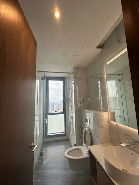 Core Residence @ TRX untuk Untuk Disewa - RM 7,000 /bulan, Mac 2026 - Bathroom - PropertyGuru.com.my