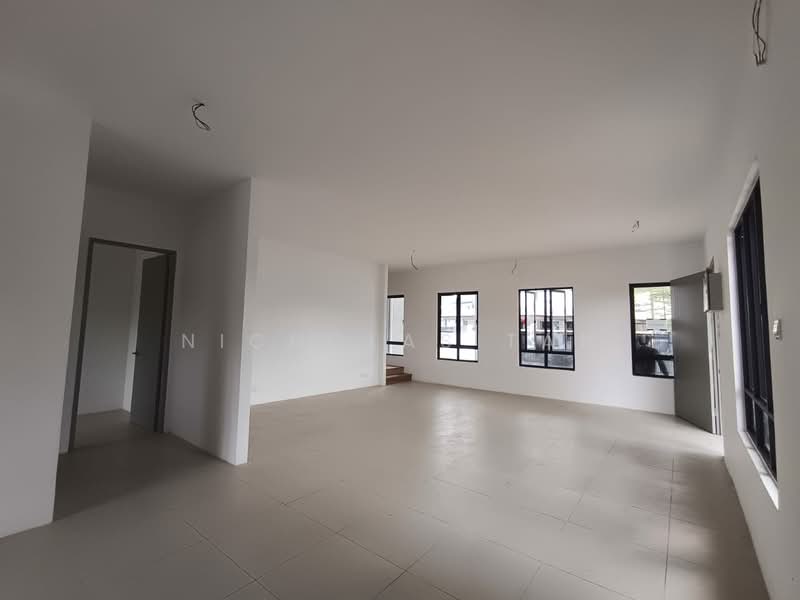 Semi-Detached House for Sale in Kuching (Sarawak) - Nicholas Tan - Living Room - PropertyGuru.com.my