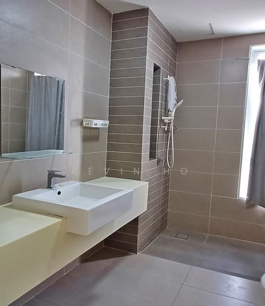3-storey Terraced House for Sale in Bandar Rimbayu (Telok Panglima Garang) - Kevin Ho - Bathroom - PropertyGuru.com.my