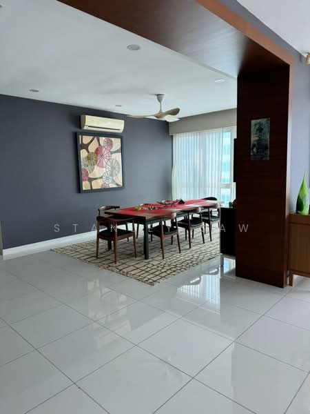 Condominium for Rent at Gurney Paragon - Stanley Saw - Dining Room - PropertyGuru.com.my