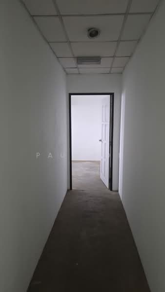 Shop for Rent in Taman Ungku Tun Aminah (Skudai) - Paul Poh - Corridor - PropertyGuru.com.my