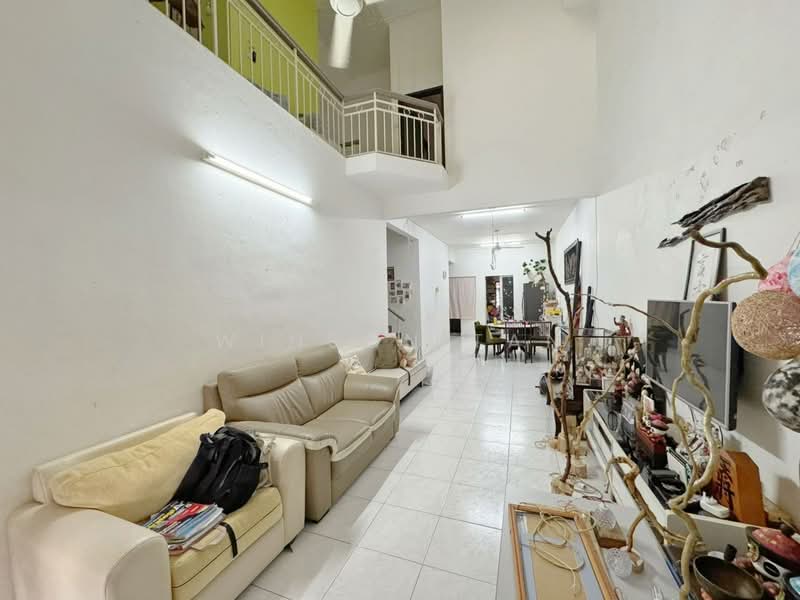 1.5-storey Terraced House for Sale in Taman Pelangi Indah (Ulu Tiram) - Winson Tan - Living Room - PropertyGuru.com.my