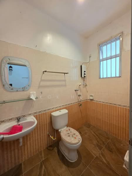 1-storey Terraced House for Sale in Taman Impian Emas (Skudai) - Kok Hui - Bathroom - PropertyGuru.com.my