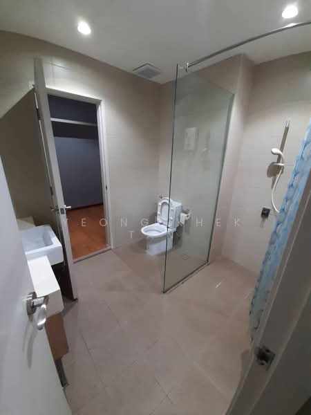Service Residence for Rent at Liberty Tower @ i-City - Yeong Khek Tan - Bathroom - PropertyGuru.com.my