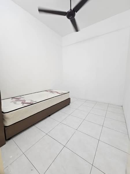 2-storey Terraced House for Rent in Setia Impian (Setia Alam) - Janice Tang - Bedroom - PropertyGuru.com.my