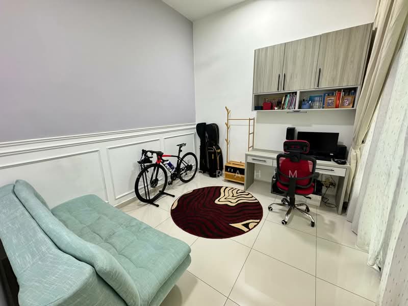 Cluster House for Sale in Eco Majestic (Semenyih) - Azli Ibrahim - Study - PropertyGuru.com.my