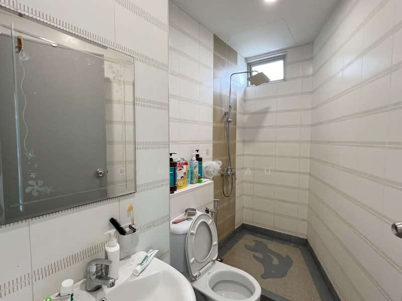 Kondominium untuk Disewa di The View Condominium - Carol Lau - Bathroom - PropertyGuru.com.my