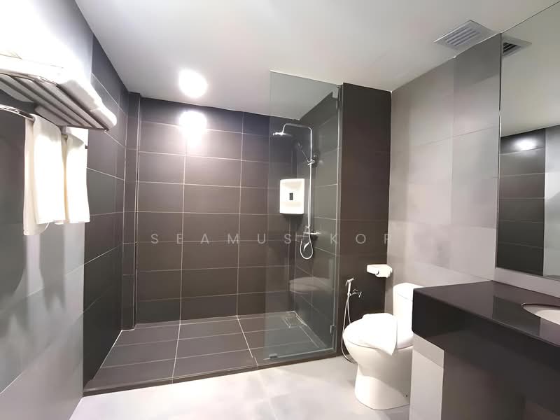 Lake Fields untuk Untuk Disewa - RM 48,000 /bulan, Mac 2026 - Bathroom - PropertyGuru.com.my