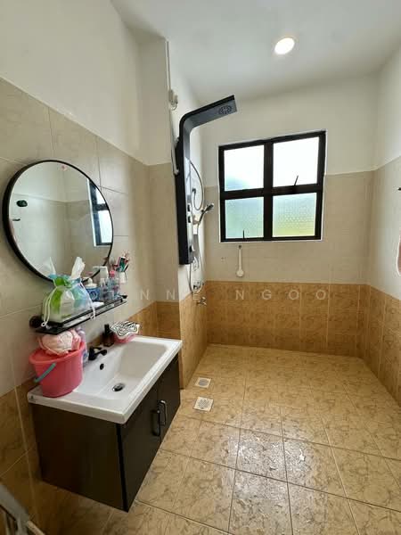 Mount Austin,Jalan Austin Heights untuk Untuk Dijual - RM 1,280,000, Mac 2026 - Bathroom - PropertyGuru.com.my