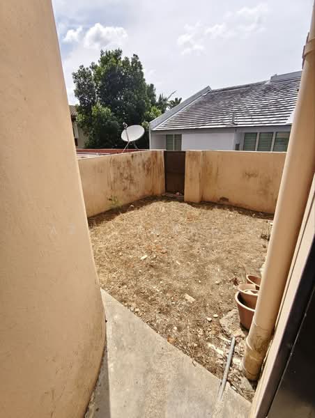 3.5-storey Terraced House for Sale in Taman Kesuma (Ampang) - Azli Ibrahim - Exterior - PropertyGuru.com.my