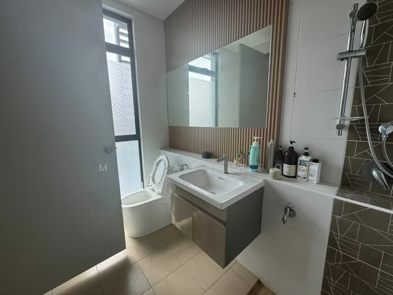 Horizon Hills Horizons Hillss@Golf East untuk Untuk Disewa - RM 7,000 /bulan, Mac 2026 - Bathroom - PropertyGuru.com.my