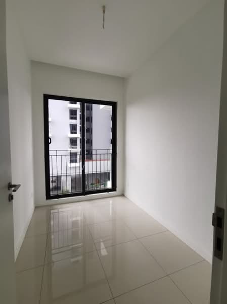 Service Residence for Rent at Skyluxe On The Park Bukit Jalil - Alvin Sow - Third Bedroom - PropertyGuru.com.my