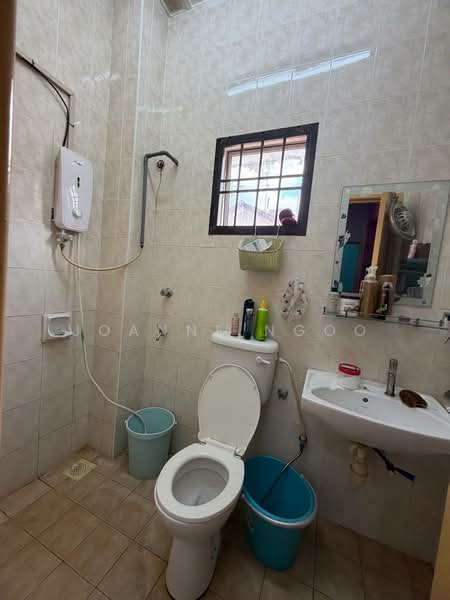 2-storey Terraced House for Sale in Taman Setia Indah (Tebrau) - Joanne Ngoo - Bathroom - PropertyGuru.com.my