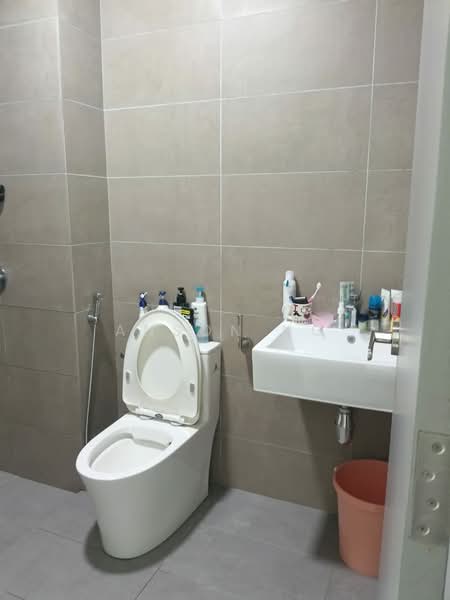 99 Residence untuk Untuk Disewa - RM 1,950 /bulan, Mac 2026 - Bathroom - PropertyGuru.com.my