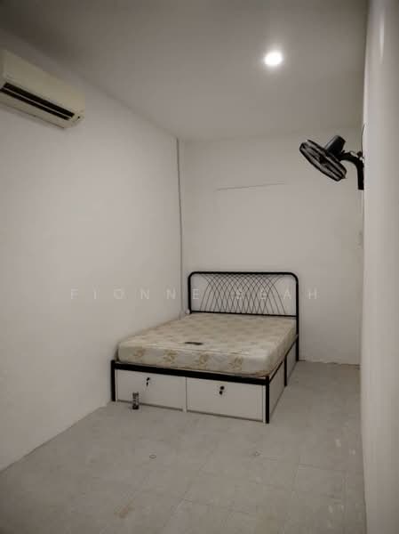 George Town untuk Untuk Disewa - RM 8,000 /bulan, Mac 2026 - Bedroom - PropertyGuru.com.my