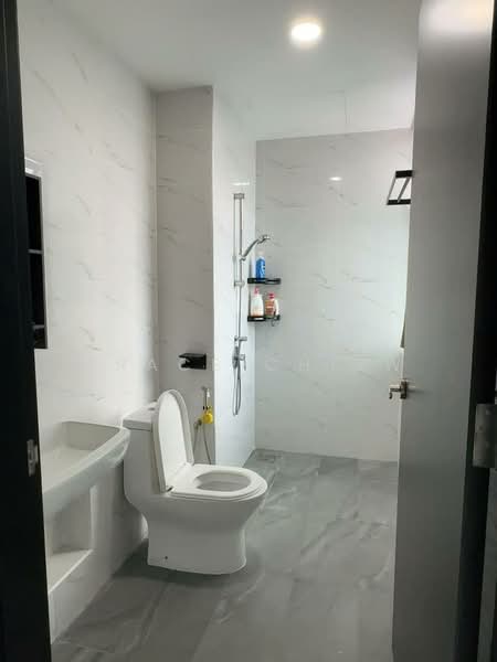 Service Residence for Rent at Wave @ Marina Cove - Grace Chiew - Bathroom - PropertyGuru.com.my