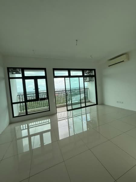 Service Residence for Sale at 8Scape Residence @ Sutera - Iris Lim - Balcony - PropertyGuru.com.my