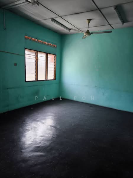 Shop for Sale in Taman Universiti (Skudai) - Paul Poh - Interior - PropertyGuru.com.my