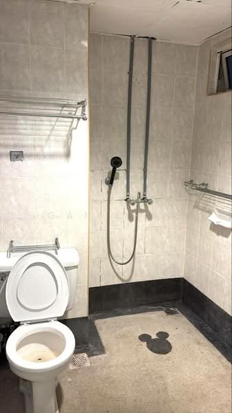 Condominium for Rent at Gold Coast Resort Condominium - Gan Chun Kai - Bathroom - PropertyGuru.com.my