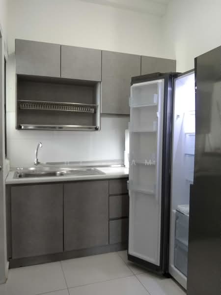 Service Residence for Rent at Seasons Garden Residences - HY Sham - Kitchen - PropertyGuru.com.my
