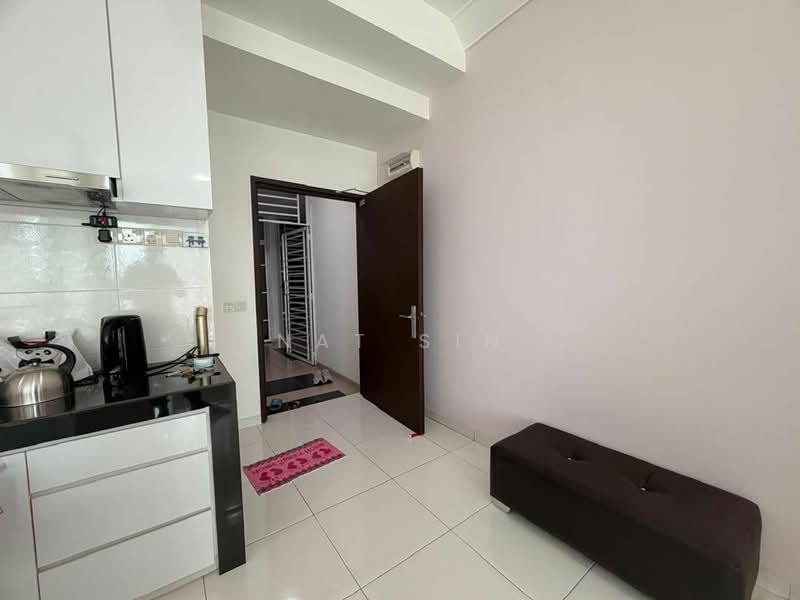 The Sky Executive Suites untuk Untuk Dijual - RM 490,000, Mac 2026 - Kitchen - PropertyGuru.com.my