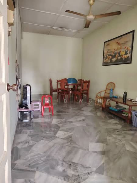 1-storey Terraced House for Sale in New Green Park (Rawang) - Minnie Wong - Dining Room - PropertyGuru.com.my