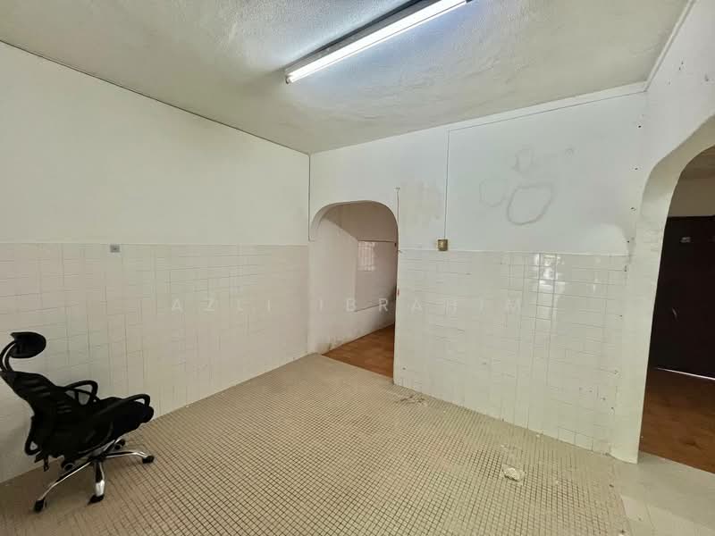 2-storey Terraced House for Sale in Taman Pandan Indah (Ampang) - Azli Ibrahim - Interior - PropertyGuru.com.my